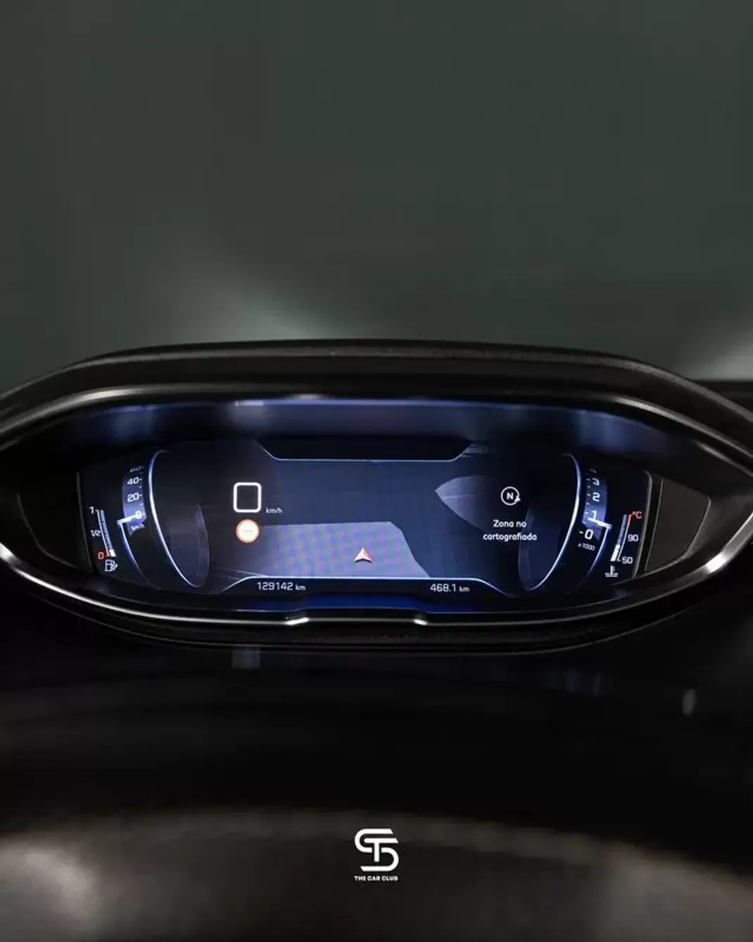 Peugeot 3008 2019 - 17950 EUR, 129000 km - AUTO.MOTO.pt - 129000km - foto 16 de 20