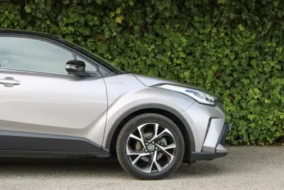 Toyota C-HR 2021 - 26900 EUR, 80500 km - 80500km - foto 5 de 18