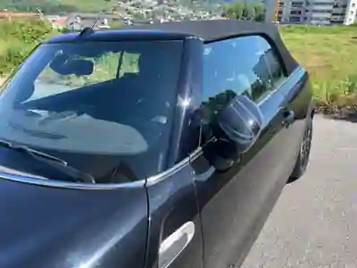 MINI Cabrio 2020 - 18400 EUR, 133000 km - AUTO.MOTO.pt - 133000km - foto 19 de 20
