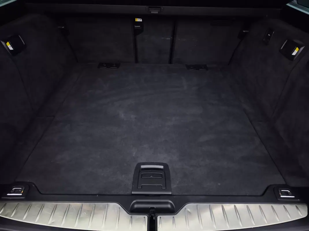 BMW 520 2015 - 19950 EUR, 244033 km - AUTO.MOTO.pt - 244033km - foto 18 de 46