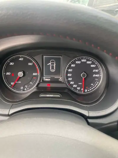 SEAT Ibiza 2016 - 13900 EUR, 118800 km - AUTO.MOTO.pt - 118800km - foto 11 de 24