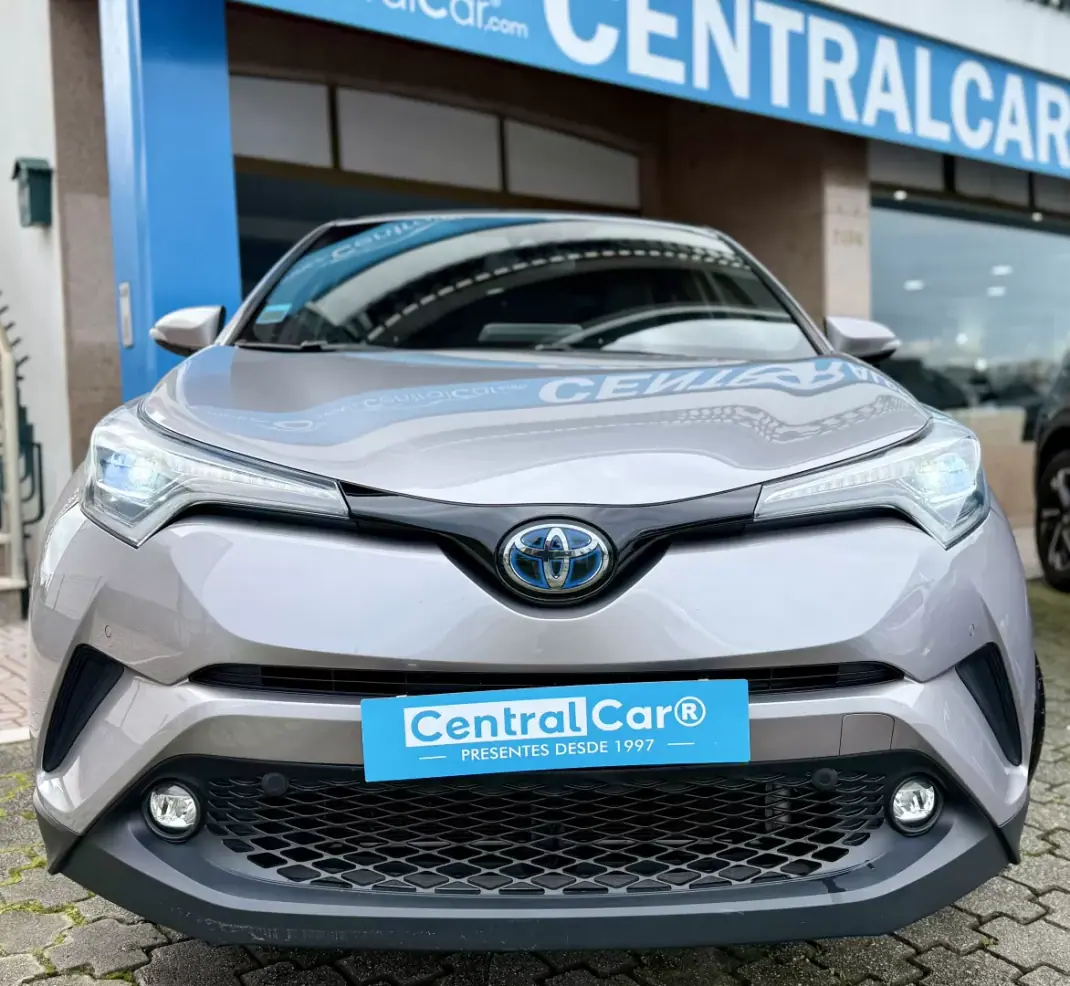 Toyota C-HR 2019 - 23950 EUR, 92000 km - 92000km - foto 3 de 25