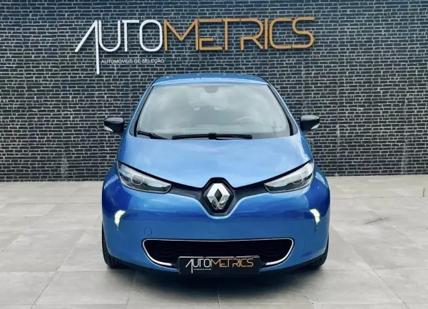 Renault Zoe 2019 - 11900 EUR, 91000 km - AUTO.MOTO.pt - 91000km - foto 6 de 13