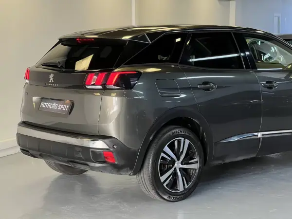 Peugeot 3008 2019 - 12990 EUR, 115000 km - AUTO.MOTO.pt - 115000km - foto 36 de 43