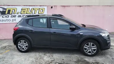 Dacia Sandero 2022 - 13950 EUR, 59000 km - AUTO.MOTO.pt - 59000km - foto 4 de 35