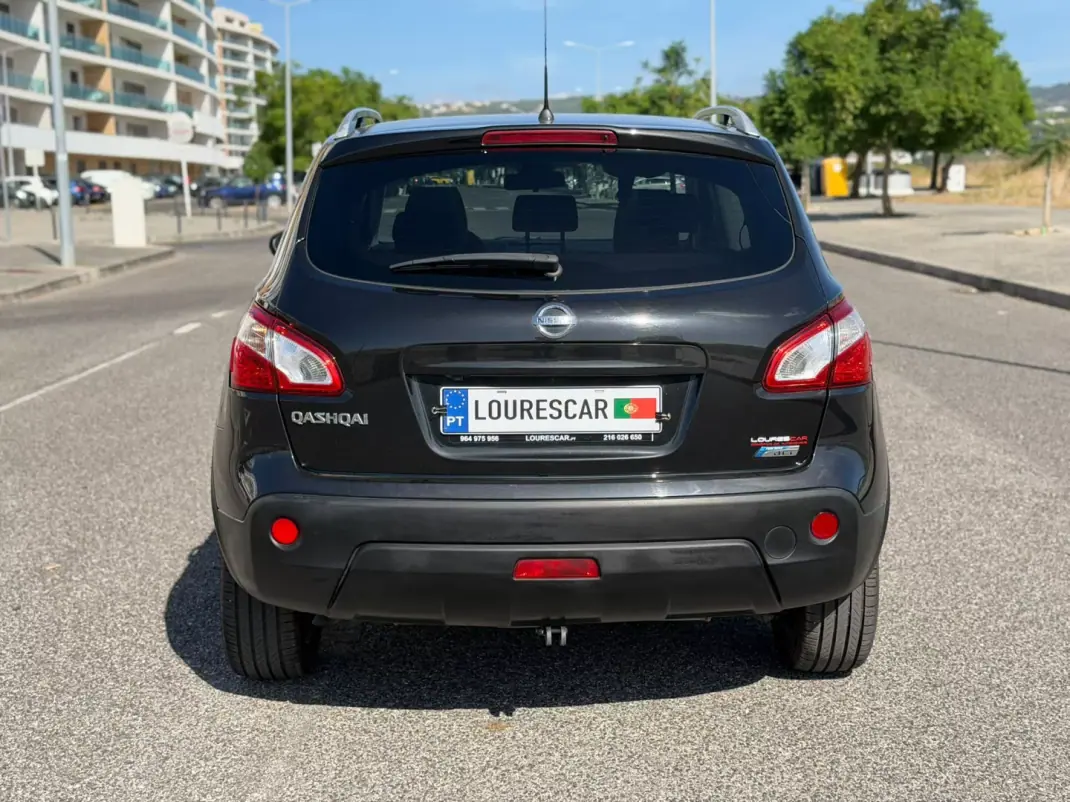 Nissan Qashqai 2011 - 10750 EUR, 149845 km - 149845km - foto 5 de 44