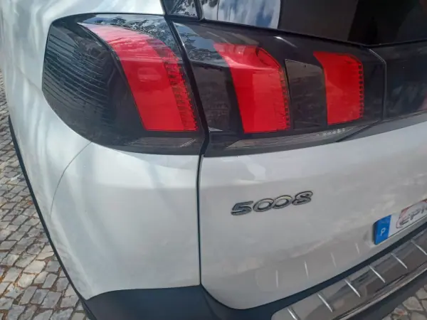 Peugeot 5008 2018 - 21890 EUR, 167073 km - AUTO.MOTO.pt - 167073km - foto 36 de 41