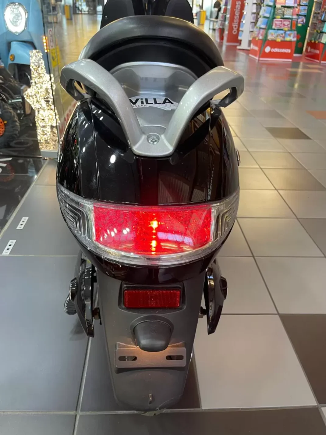 2022 - 1950 EUR, 0 km - AUTO.MOTO.pt - foto 11 de 11