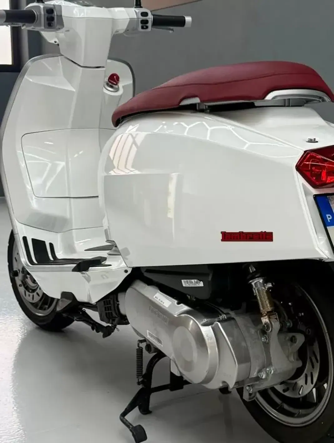 Lambretta UNO 150 2022 - 3650 EUR, 1165 km - AUTO.MOTO.pt - 1165km - foto 8 de 18