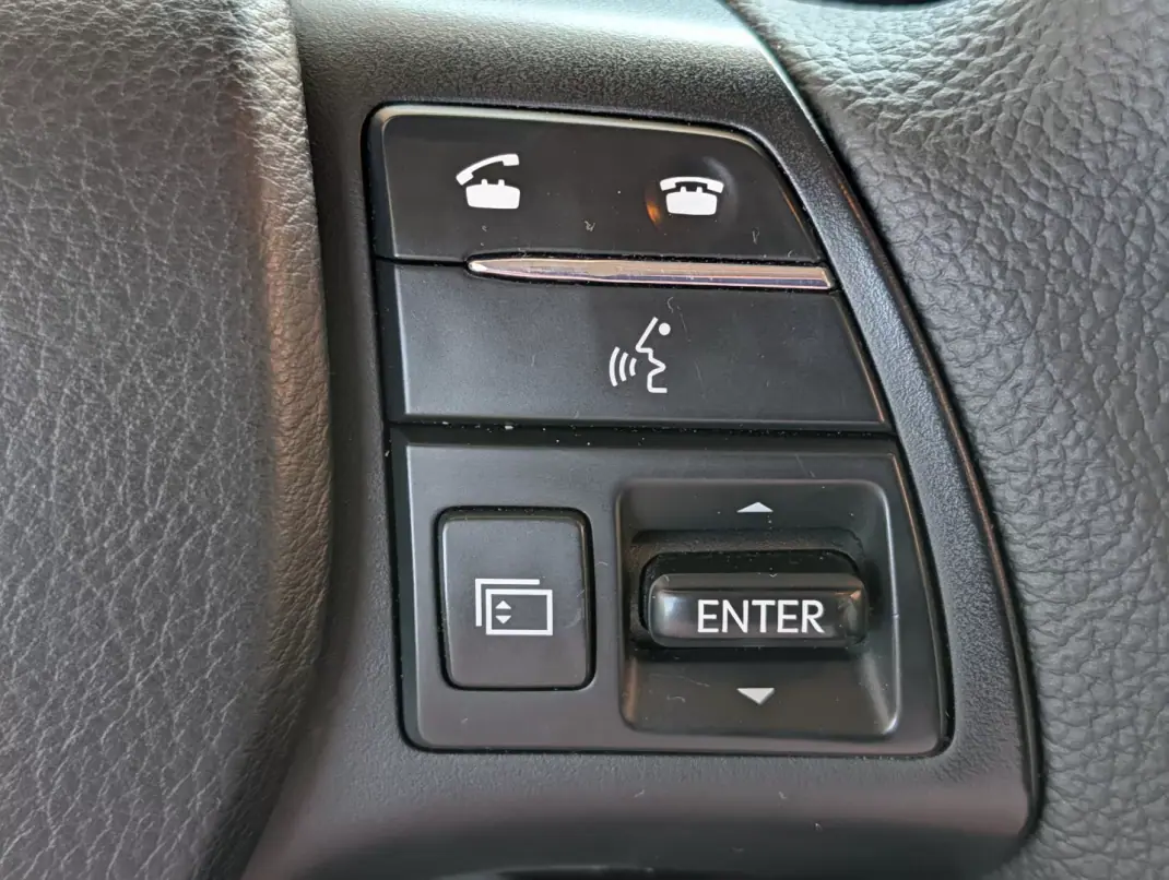 Lexus RX 450h 2011 - 12500 EUR, 281814 km - 281814km - foto 22 de 28