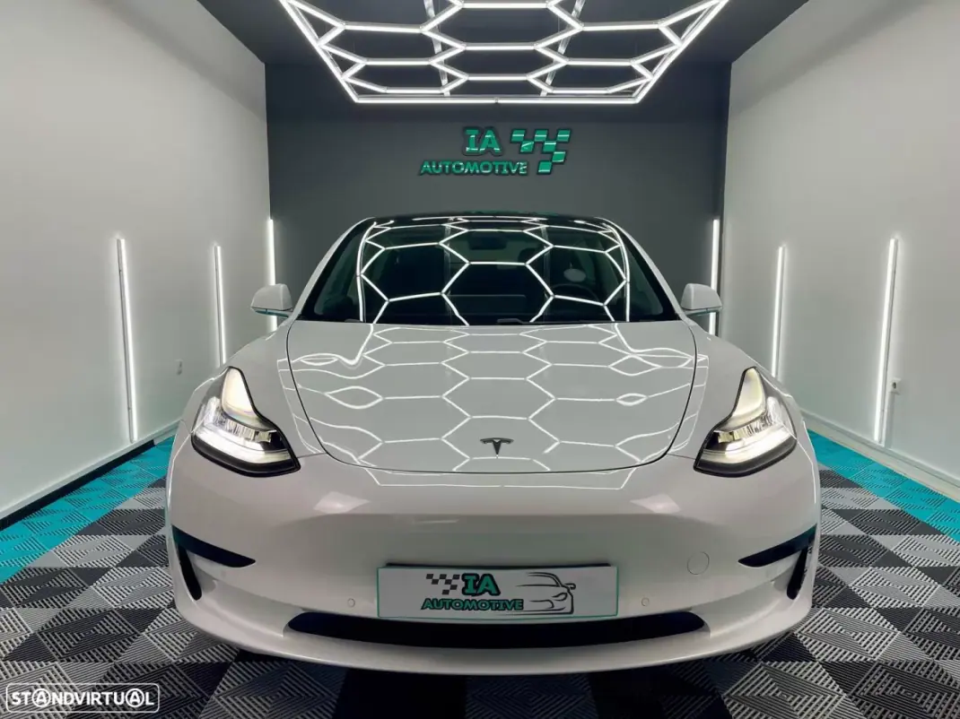 Tesla Model 3 2020 - 21500 EUR, 177500 km - 177500km - foto 2 de 20