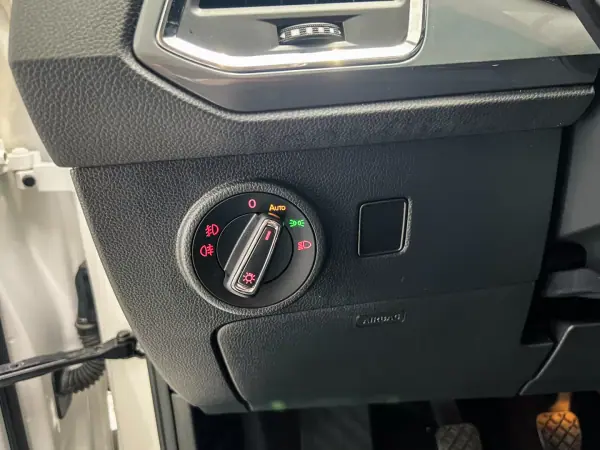 SEAT Ateca 2020 - 14900 EUR, 110000 km - 110000km - foto 15 de 19