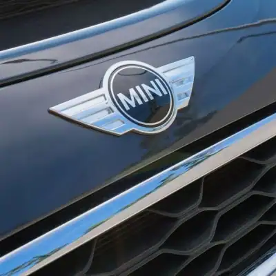 MINI Cooper 2015 - 19999 EUR, 172000 km - AUTO.MOTO.pt - 172000km - foto 20 de 24