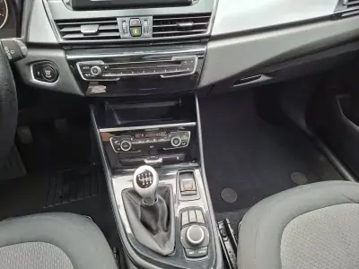 BMW 218 2014 - 8500 EUR, 490000 km - AUTO.MOTO.pt - 490000km - foto 28 de 33