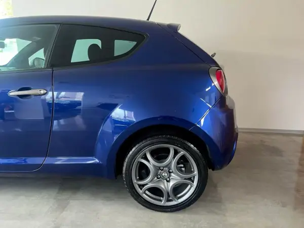 Alfa Romeo MiTo 2016 - 9999 EUR, 135500 km - AUTO.MOTO.pt - 135500km - foto 34 de 60