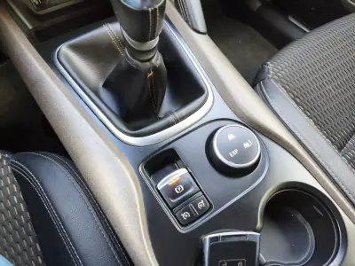 Renault Kadjar 2018 - 17900 EUR, 150000 km - AUTO.MOTO.pt - 150000km - foto 10 de 12