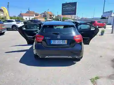 Mercedes-Benz A 180 2018 - 17200 EUR, 89508 km - AUTO.MOTO.pt - 89508km - foto 2 de 4
