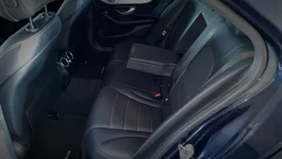 Mercedes-Benz C 220 2018 - 26800 EUR, 147000 km - AUTO.MOTO.pt - 147000km - foto 20 de 29