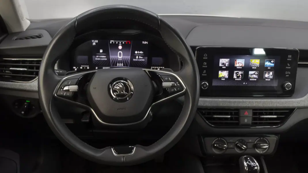 Skoda Kamiq 2024 - 18850 EUR, 54000 km - AUTO.MOTO.pt - 54000km - foto 18 de 33