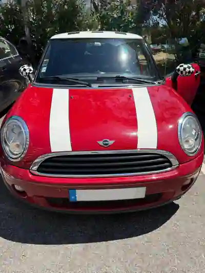 MINI One 2009 - 5500 EUR, 118000 km - AUTO.MOTO.pt - 118000km - foto 4 de 14