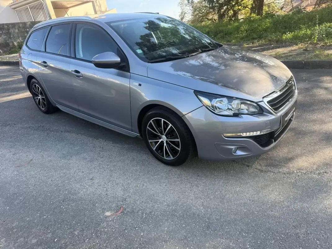 Peugeot 308 SW 2016 - 9450 EUR, 192000 km - AUTO.MOTO.pt - 192000km - foto 3 de 24