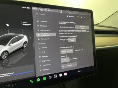 Tesla Model Y 2023 - 39500 EUR, 48000 km - 48000km - foto 34 de 43