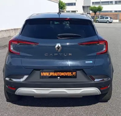 Renault Captur 2022 - 19990 EUR, 69045 km - AUTO.MOTO.pt - 69045km - foto 8 de 20