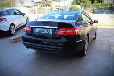 Mercedes-Benz E 250 2010 - 14990 EUR, 225000 km - 225000km - foto 26 de 31