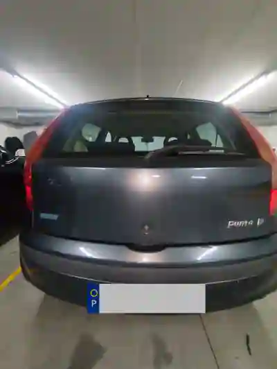 Fiat Punto 2001 — foto 5 de 9