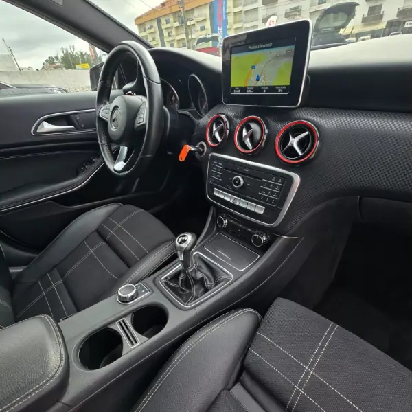 Mercedes-Benz A 180 2017 - 16750 EUR, 131790 km - 131790km - foto 11 de 20