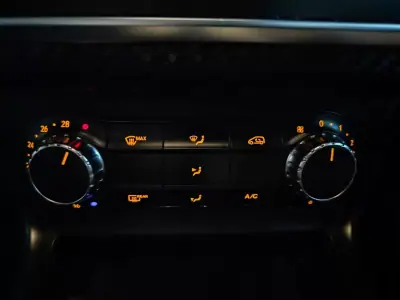 Mercedes-Benz A 180 2013 - 17650 EUR, 96800 km - AUTO.MOTO.pt - 96800km - foto 26 de 31