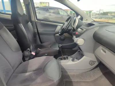 Toyota Aygo 2008 - 5990 EUR, 194000 km - AUTO.MOTO.pt - 194000km - foto 15 de 17