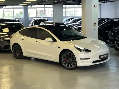 Tesla Model 3 2021 - 31990 EUR, 85000 km - AUTO.MOTO.pt - 85000km - foto 13 de 45