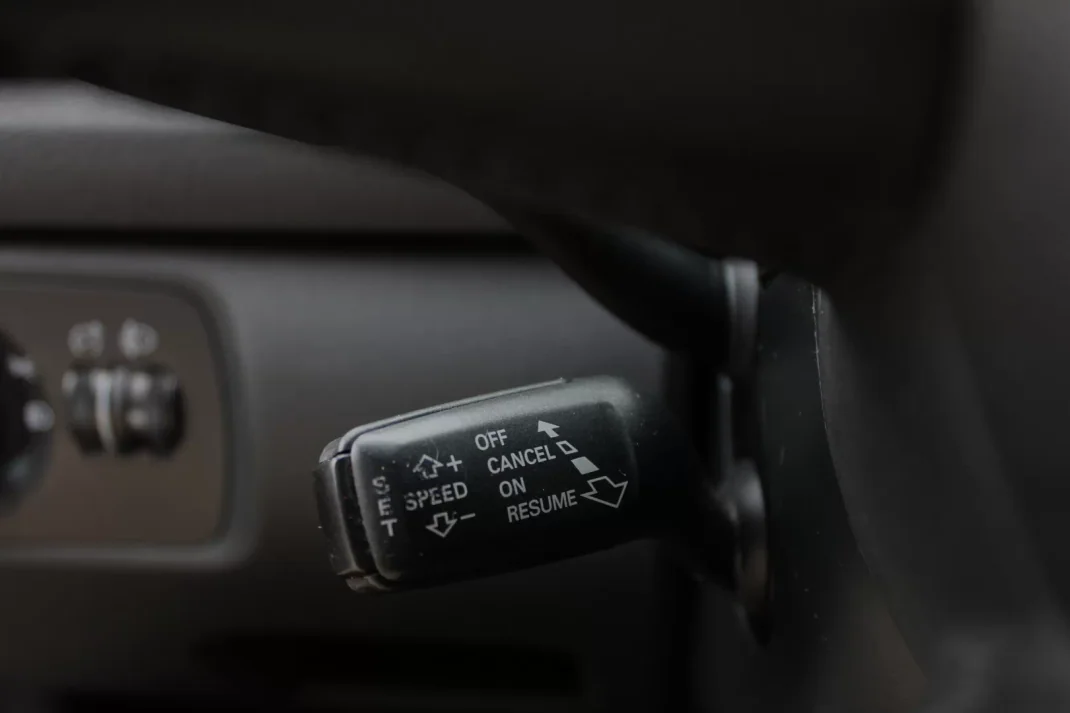 Audi A3 Cabrio 2009 - 11990 EUR, 180000 km - AUTO.MOTO.pt - 180000km - foto 27 de 42