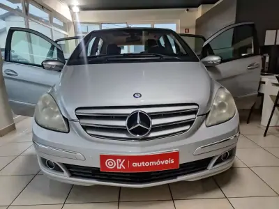 Mercedes-Benz B 200 2005 - 7250 EUR, 226300 km - AUTO.MOTO.pt - 226300km - foto 20 de 33