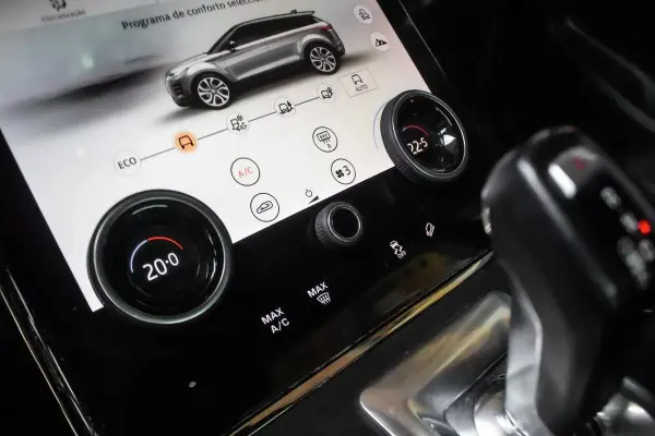 Land Rover Range Rover Evoque 2020 - 32990 EUR, 129590 km - 129590km - foto 21 de 38
