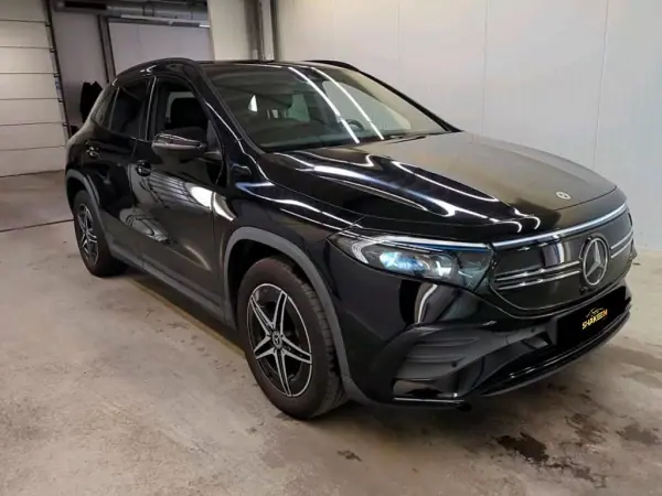 Mercedes-Benz EQA 2021 — foto 2 de 10