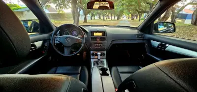 Mercedes-Benz C 230 2009 - 14990 EUR, 214000 km - AUTO.MOTO.pt - 214000km - foto 19 de 26