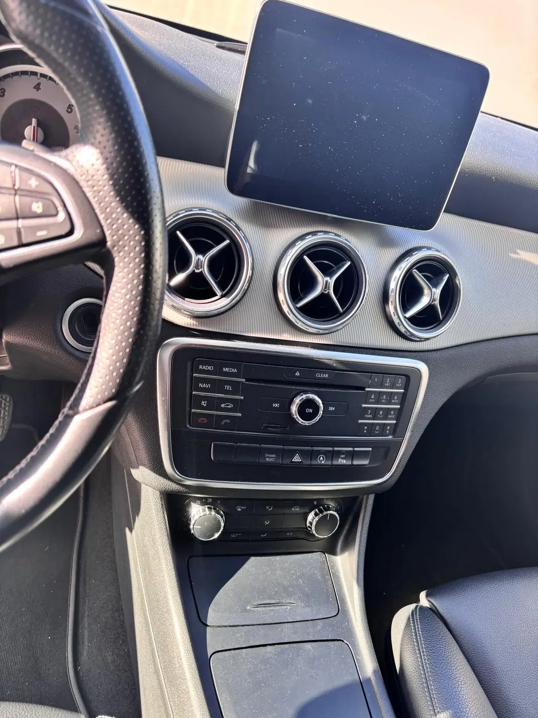 Mercedes-Benz GLA 180 2017 - 19500 EUR, 112000 km - 112000km - foto 12 de 14