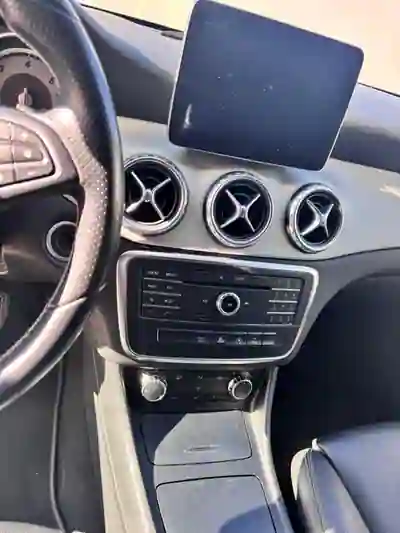 Mercedes-Benz GLA 180 2017 - 19500 EUR, 112000 km - 112000km - foto 12 de 14