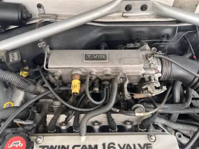 Toyota Corolla 1985 - 33000 EUR, 79000 km - 79000km - foto 9 de 10