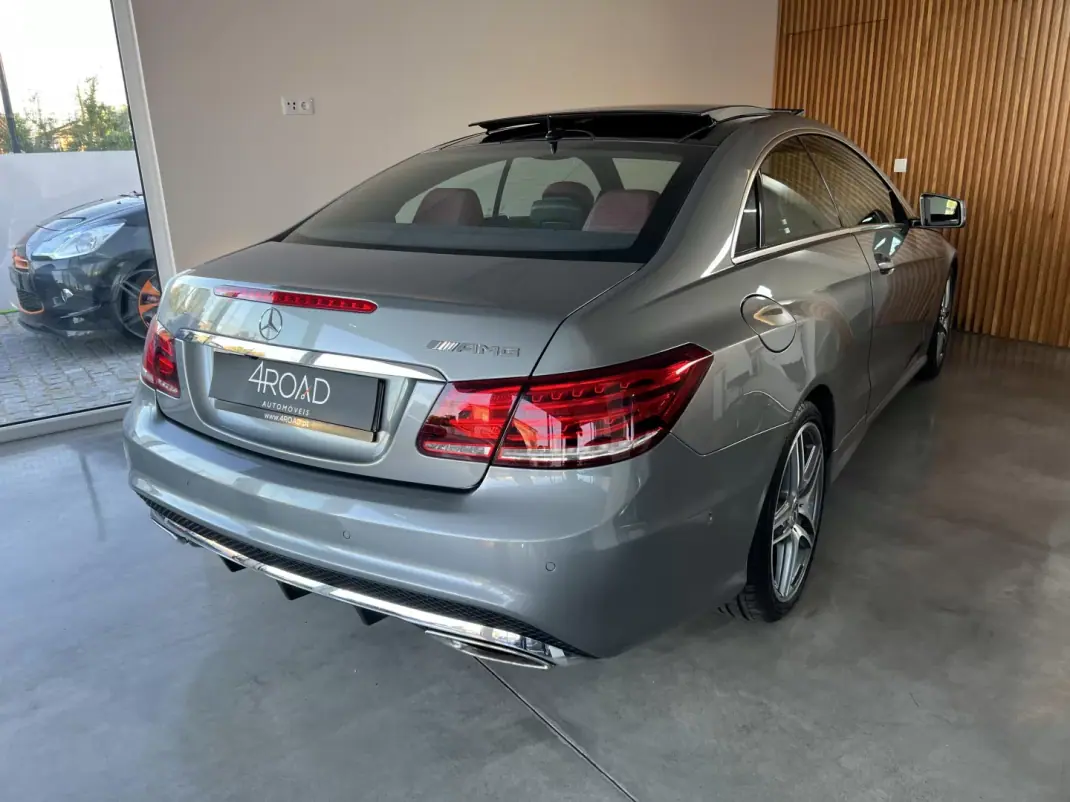 Mercedes-Benz E 220 2015 - 24999 EUR, 161900 km - AUTO.MOTO.pt - 161900km - foto 42 de 135