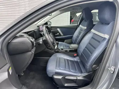Citroën C4 2021 - 15900 EUR, 175000 km - AUTO.MOTO.pt - 175000km - foto 29 de 62
