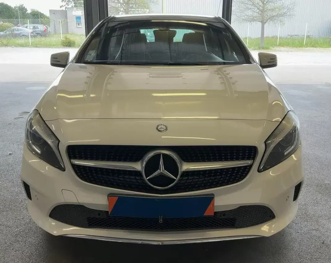 Mercedes-Benz A 180 2015 - 15250 EUR, 178700 km - 178700km - foto 6 de 11