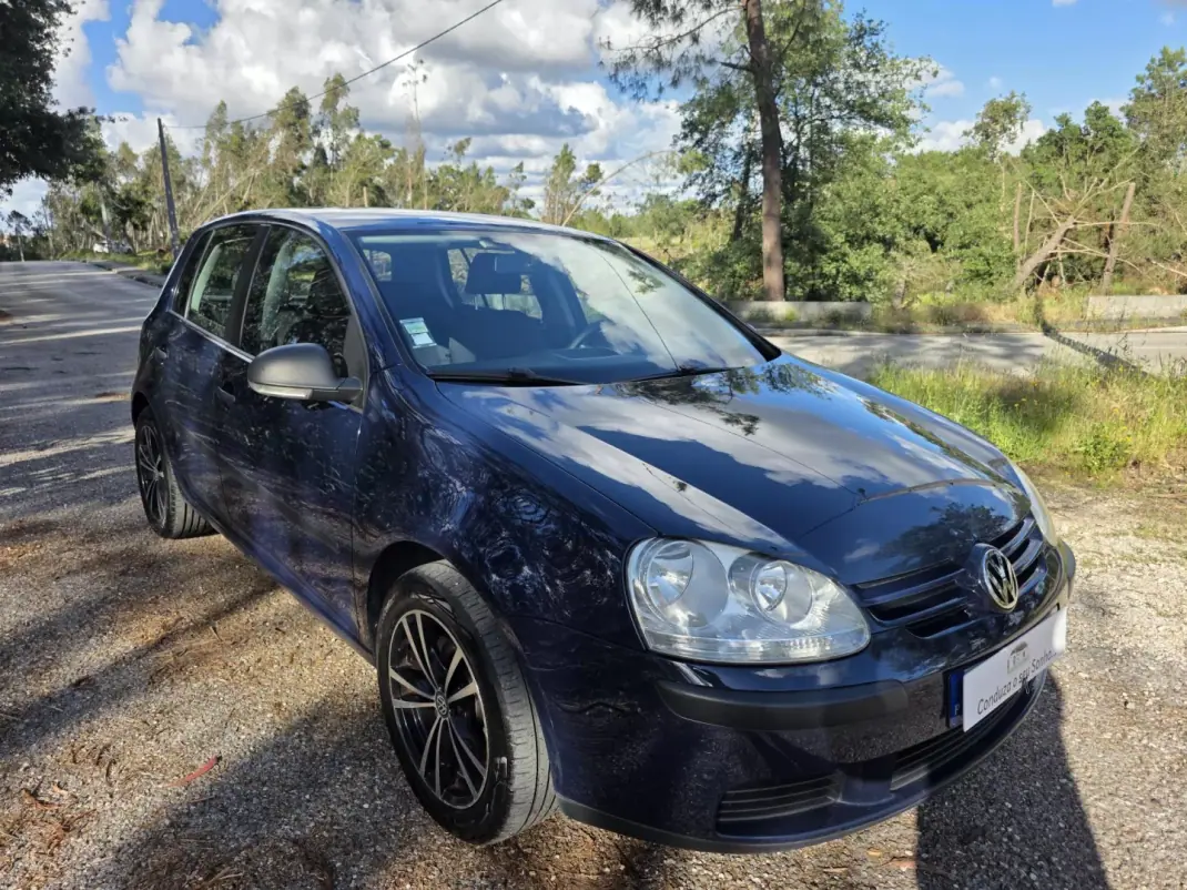 Volkswagen Golf 2007 - 7750 EUR, 296000 km - AUTO.MOTO.pt - 296000km - foto 6 de 13
