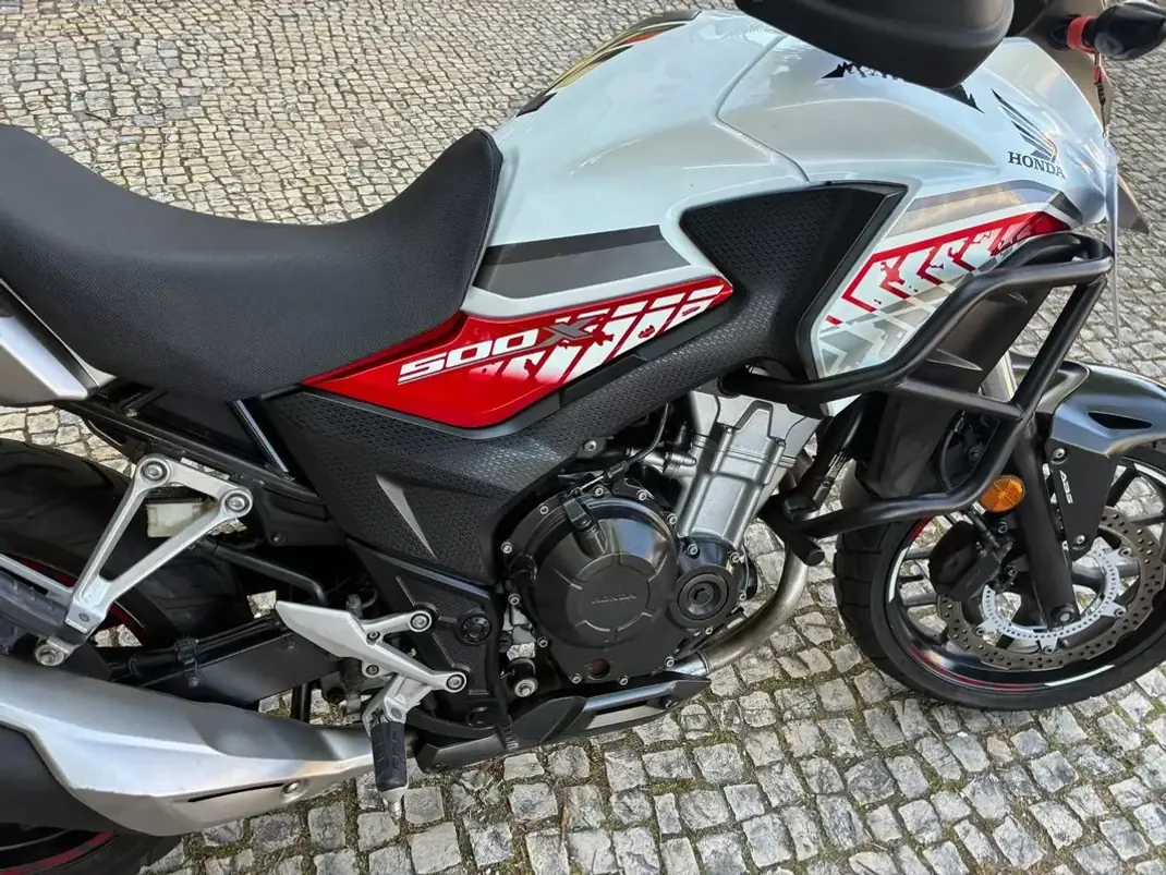 Honda CB 1100 2017 - 4150 EUR, 75515 km - AUTO.MOTO.pt - 75515km - foto 13 de 16