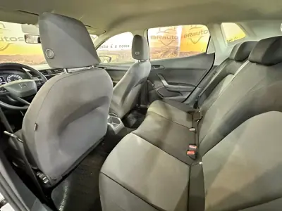 SEAT Ibiza 2020 - 12500 EUR, 116000 km - AUTO.MOTO.pt - 116000km - foto 9 de 14