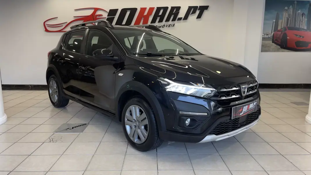 Dacia Sandero 2021 - 13990 EUR, 26094 km - AUTO.MOTO.pt - 26094km - foto 1 de 37