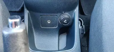 Ford Fiesta 1.4 TDCI 2010 - 4490 EUR, 244800 km - AUTO.MOTO.pt - 244800km - foto 30 de 31