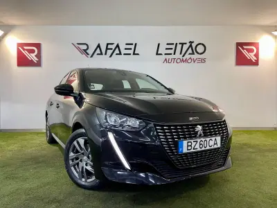 Peugeot 208 2022 - 14700 EUR, 131000 km - AUTO.MOTO.pt - 131000km - foto 4 de 29